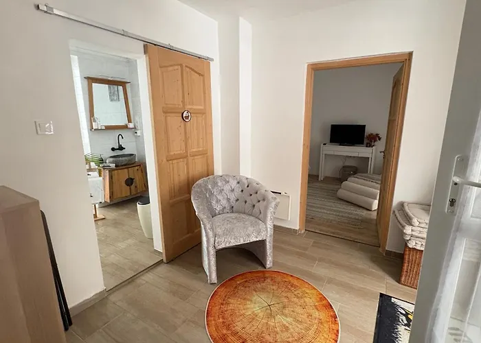 Manland Apartamento *